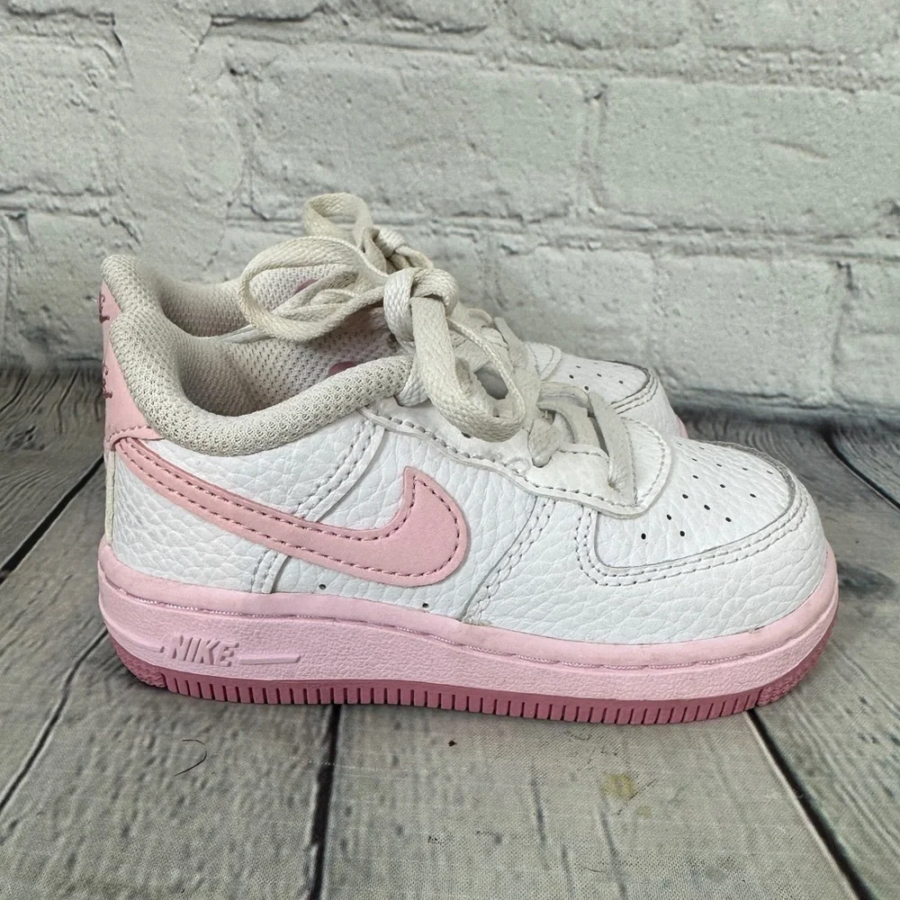 Nike force one low top baby pink and white size 6